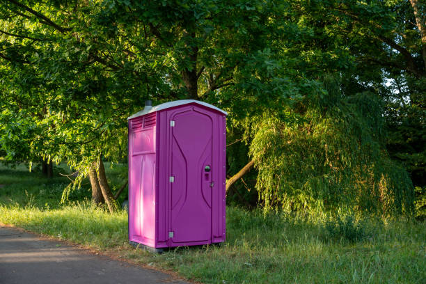 Porta potty delivery and setup in Eastlake, OH